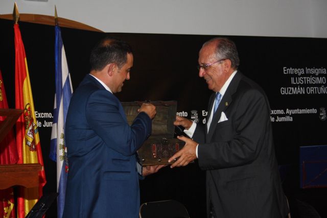La Ruta del Vino reconoce a D. Guzmán Ortuño con la Insignia de Oro de la Asociación - 5, Foto 5