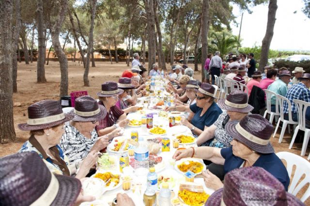 Los Clubes de Mayores celebraron el fin de curso en Los Urrutias - 4, Foto 4