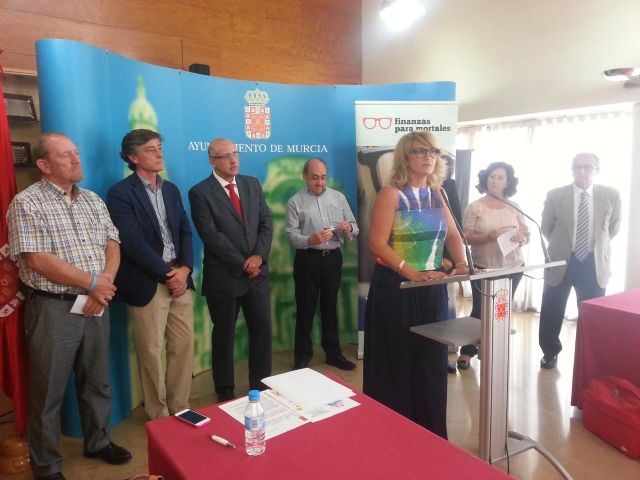 El ciclo Finanzas para mortales acerca el mundo de la economía  a los ciudadanos - 2, Foto 2