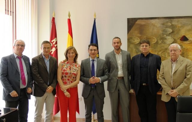La Comunidad establece una línea de cooperación con los representantes regionales del Pacto por la Transparencia - 1, Foto 1
