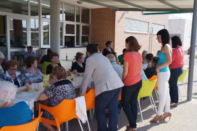 Merienda de convivencia de los usuarios de la teleasistencia en Las Torres de Cotillas - 3, Foto 3