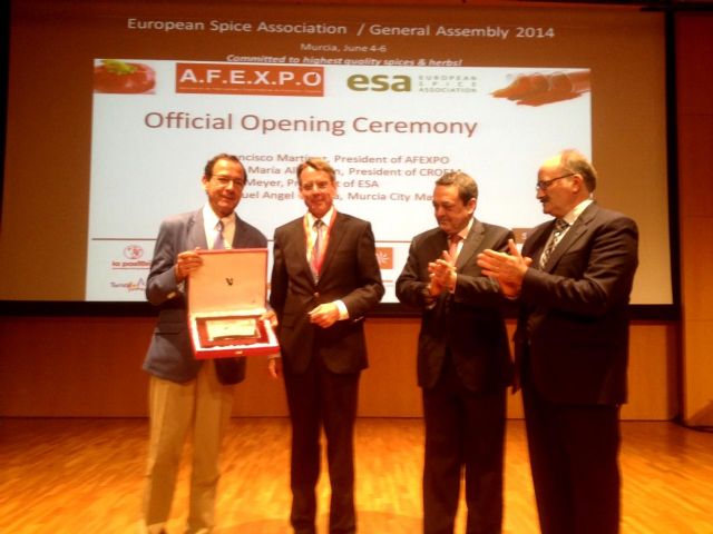 El Alcalde Cámara recibe a los participantes en la Asamblea General de la Asociación Europea de la Especia - 2, Foto 2