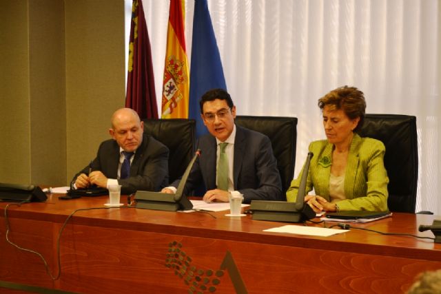 Martínez: El Programa de Garantía Familiar es un reflejo del cambio de tendencia en la Región de Murcia - 2, Foto 2