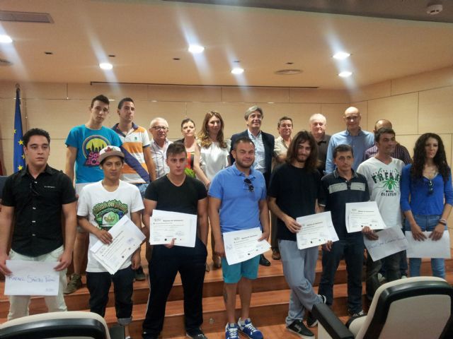 80 lorquinos en riesgo de exclusión social se benefician del programa Apinsun - 2, Foto 2