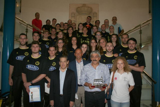 El alcalde recibe a los tres equipos ascendidos del club baloncesto JAIRIS de Alcantarilla - 1, Foto 1