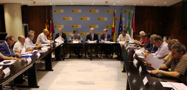 La CHS acuerda el desembalse de 200 hectómetros cúbicos para garantizar los riegos de verano - 1, Foto 1