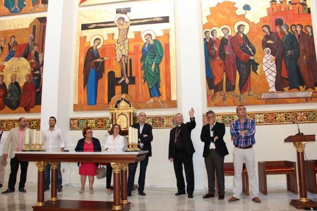 El Sr. Obispo visita la Casa de Apostolado Jesucristo Redentor en Santiago de la Ribera - 2, Foto 2