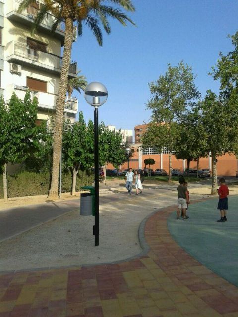 Los jardines del municipio, más y mejor iluminados - 2, Foto 2