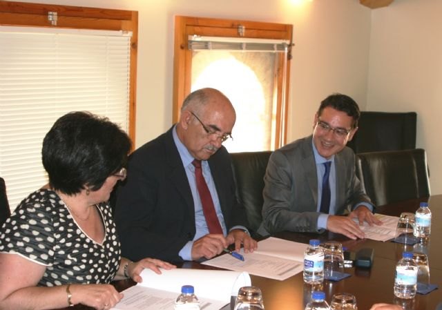 La Comunidad buscará la fórmula jurídica que garantice el mantenimiento de la Mancomunidad de Servicios Sociales Río Mula - 2, Foto 2