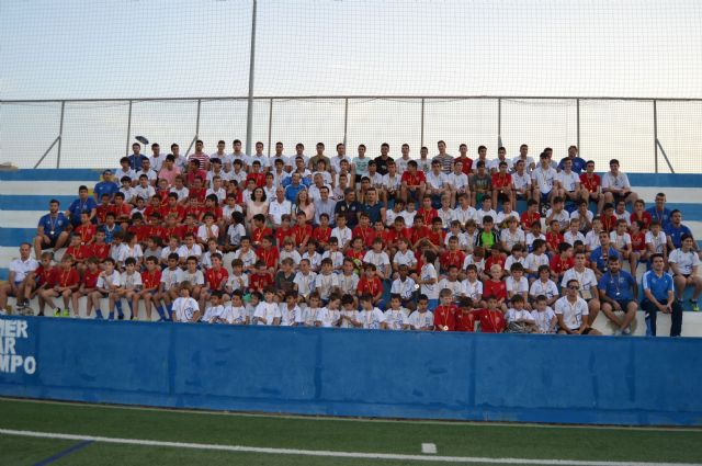 La Escuela de Fútbol Base Pinatar celebra la clausura de la temporada 2013-2014 - 1, Foto 1
