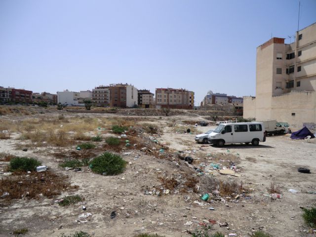 Según IU-Verdes de Cieza, la situación que viven los vecinos del Camino de la Estación y Párroco Germán Arias es insostenible - 3, Foto 3