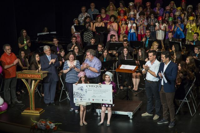 El Teatro Vico cuelga el cartel de no hay entradas con el concierto de los 70´ y 80´ a beneficio de Cáritas Jumilla - 4, Foto 4