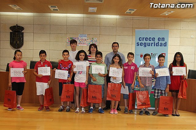 Diez escolares de Totana se hacen con los premios Crece en Seguridad 2014 - 1, Foto 1