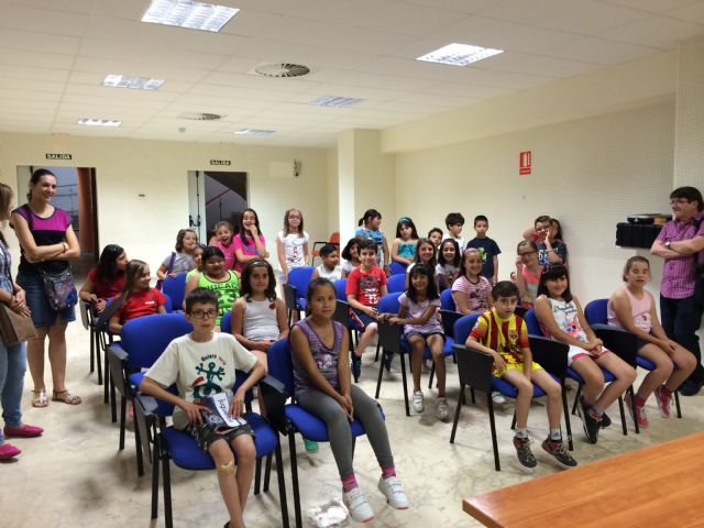 Escolares del CEIP Nuestra Señora de la Asunción visitan el Ayuntamiento y conocen las funciones de la administración local - 4, Foto 4