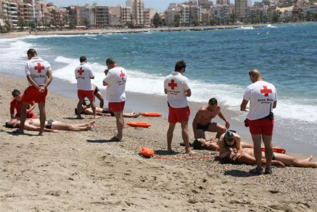 Cruz Roja Española en Águilas celebra este próximo sábado las pruebas de selección de Socorristas Acuáticos - 1, Foto 1