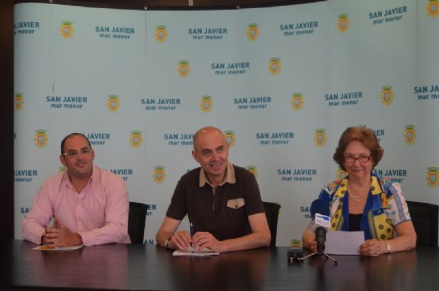 Decenas de encajeras de bolillo mostrarán su labor en la plaza de España el próximo domingo - 1, Foto 1