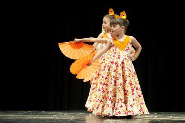 Una muestra de diferentes estilos de baile cierra el curso de la Escuela Municipal de Danza - 1, Foto 1