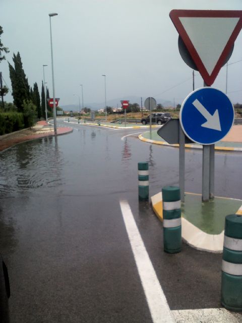 La rotonda de Torremontijo  sigue dando problemas - 4, Foto 4