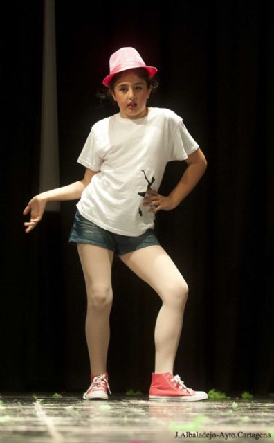 Una muestra de diferentes estilos de baile cerró el curso de la Escuela Municipal de Danza - 2, Foto 2