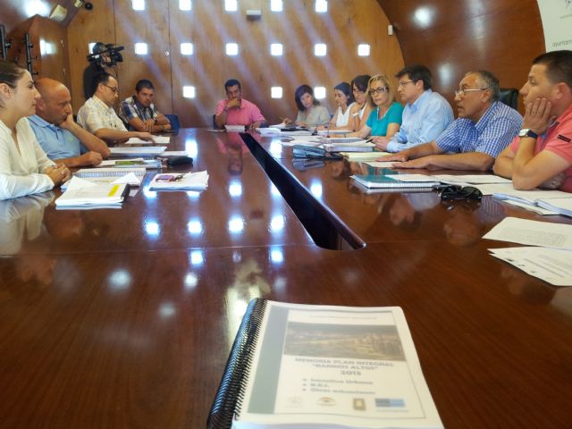 El Ayuntamiento de Lorca iniciará este verano la remodelación de 12 calles de los barrios altos subvencionada por el Gobierno Regional - 1, Foto 1