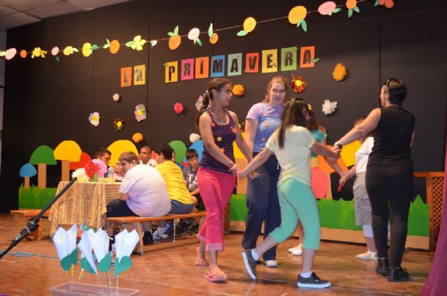 Aidemar despide con un espectáculo su curso en la biblioteca - 2, Foto 2