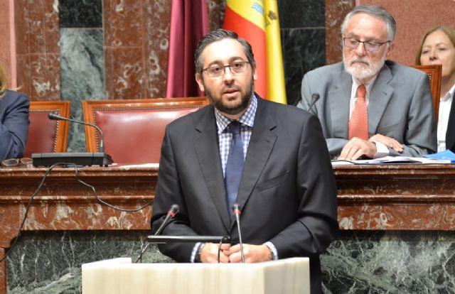 Martínez: España seguirá siendo monarquía parlamentaria porque así lo quieren sus ciudadanos - 1, Foto 1