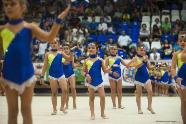 Festival de Gimnasia Rítmica y de Estética de Grupo para celebrar el fin de curso - 3, Foto 3