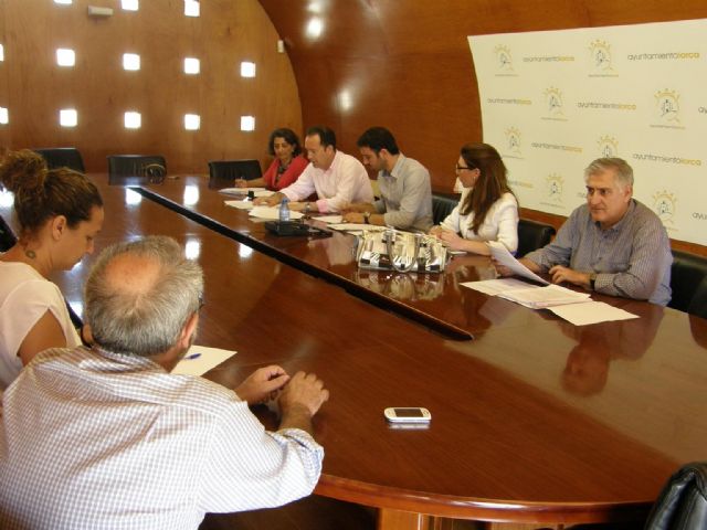 16 familias lorquinas se han beneficiado del convenio del Ayuntamiento de Lorca con el Colegio de Abogados - 1, Foto 1