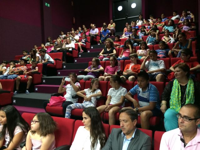 Escolares jumillanos aprenden la importancia de la Seguridad Laboral a través del concurso de dibujo Crece en Seguridad - 1, Foto 1