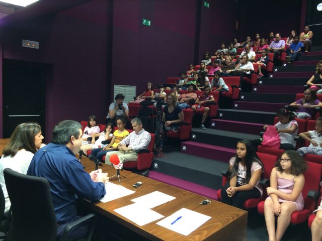 Escolares jumillanos aprenden la importancia de la Seguridad Laboral a través del concurso de dibujo Crece en Seguridad - 4, Foto 4