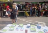 La Consejera y Thader Consumo acercan la Campaña de Verano de Consumo hasta los mercadillos de la Regin