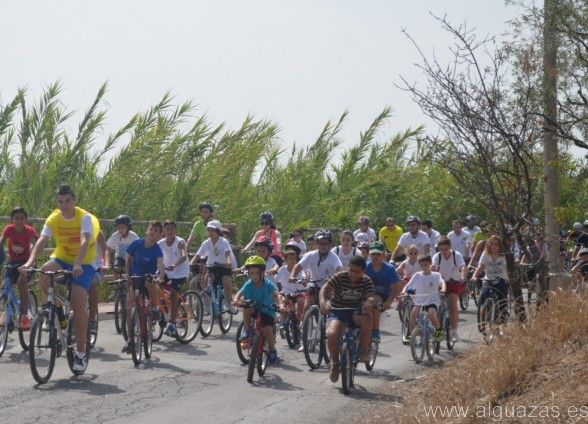 Más de medio millar de personas pedalean en el XVII BiciAlguazas - 1, Foto 1