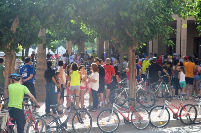 Más de medio millar de personas pedalean en el XVII BiciAlguazas - 4, Foto 4