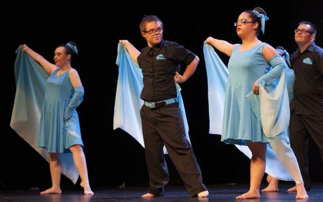 El Romea se llena para ver a los bailarines con síndrome de Down de ASSIDO - 2, Foto 2