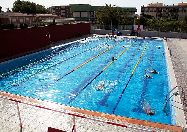 La piscina municipal ya está abierta al público - 1, Foto 1