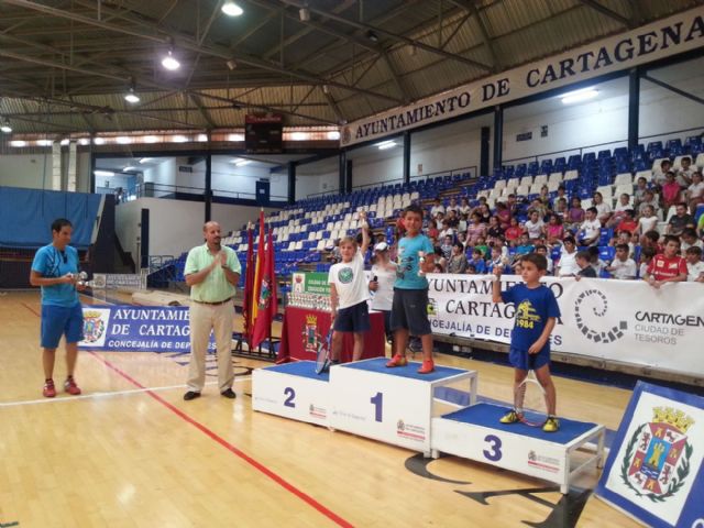Los pequeños tenistas demostraron su nivel en la clausura de la Escuela Municipal - 1, Foto 1