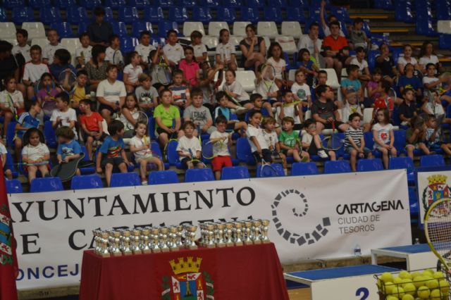 Los pequeños tenistas demostraron su nivel en la clausura de la Escuela Municipal - 3, Foto 3