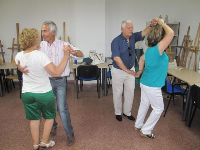 La Salsa y el Merengue ponen a los mayores en movimiento - 1, Foto 1