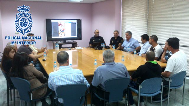 Acuerdo de colaboración entre la Policía Nacional y la Organización Nacional de Ciegos Españoles (ONCE) - 2, Foto 2