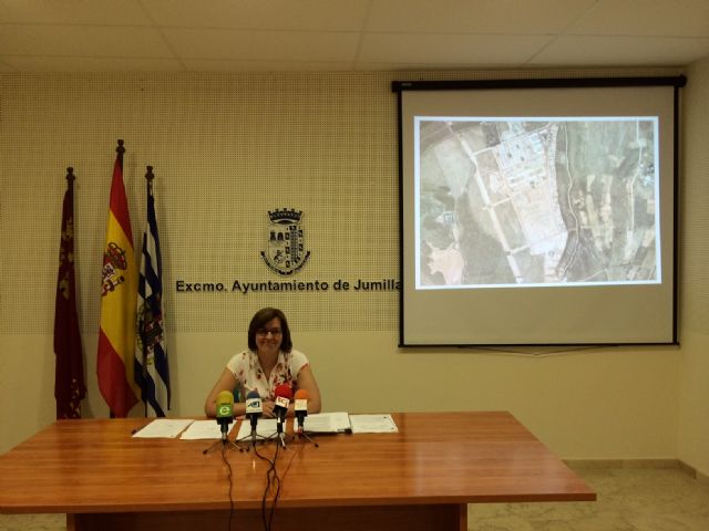 La Mesa de Contratación avanza sobre los expedientes relativos al servicio socioeducativo del CAI, y la remodelación de la Torre del Rico - 1, Foto 1