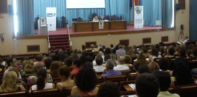 Educación forma a más de 500 docentes en técnicas de trabajo para mejorar la atención educativa en alumnos con altas capacidades - 1, Foto 1