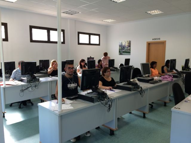 Juventud realiza un taller sobre Búsqueda de Empleo por Internet - 2, Foto 2