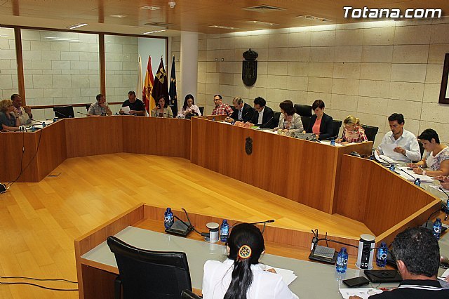 El Pleno ordinario de junio incluye la aprobación de las dos festividades locales para el año 2015, Foto 1