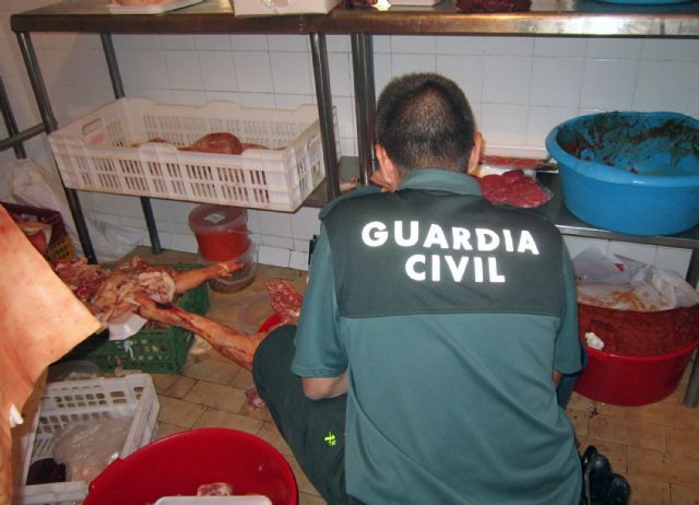 La Guardia Civil decomisa numerosos productos cárnicos no aptos para el consumo humano - 3, Foto 3