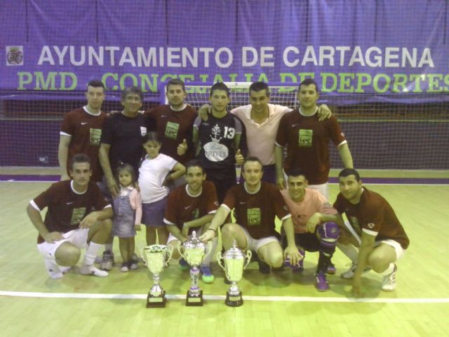 La deportividad preside la Liga de aficionados de fútbol sala - 3, Foto 3