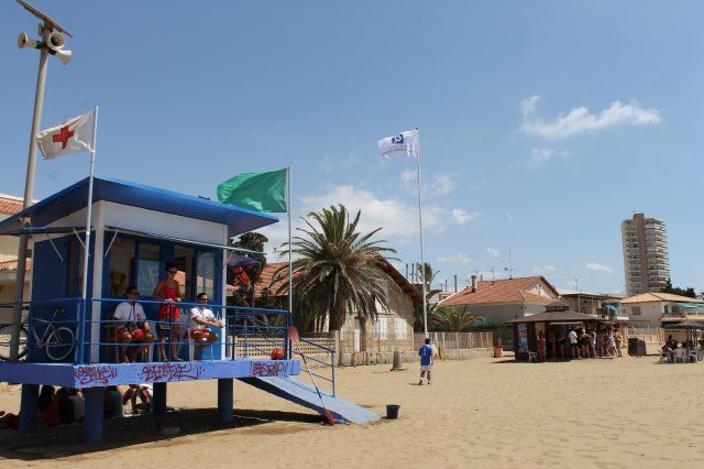 Mazarrón recibe seis banderas azules, una más que el año pasado - 1, Foto 1