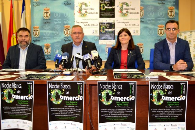 Águilas celebra mañana la Noche Blanca del Comercio - 1, Foto 1