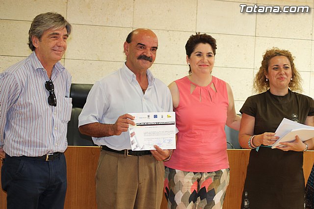 Miralles destaca la labor realizada por la Asociacin 