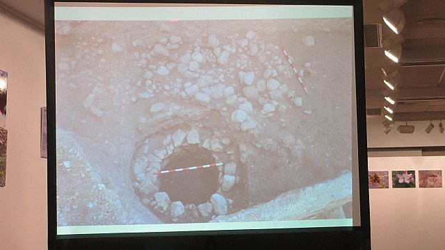 Numeroso pblico se interesa por los restos arqueolgicos encontrados bajo el casco urbano de Totana - 16