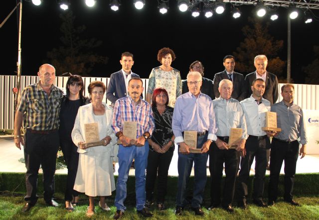 Puerto Lumbreras distinguió a sus empresas con los premios 'Municipio Emprendedor 2014' - 1, Foto 1